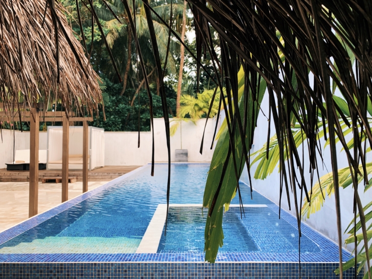 Kuramathi Maldives villa with pool