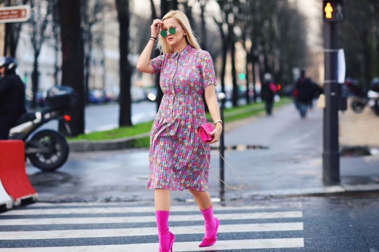 vintage balenciaga style dress streetstyle paris fashion week must have floral print dress