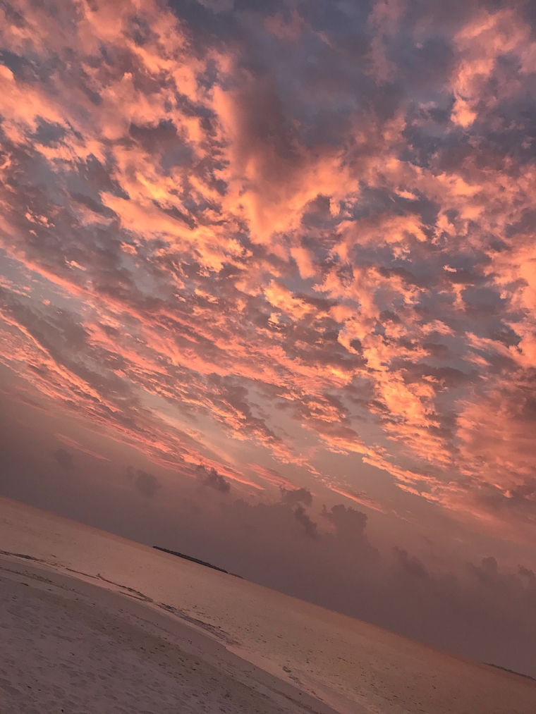 most beautiful sunset dhigali maldives haali bar