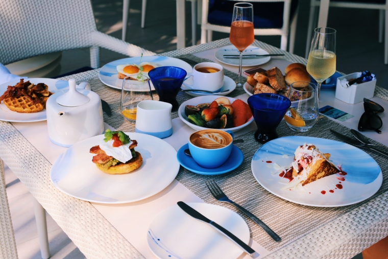kurumba maldives restaurant