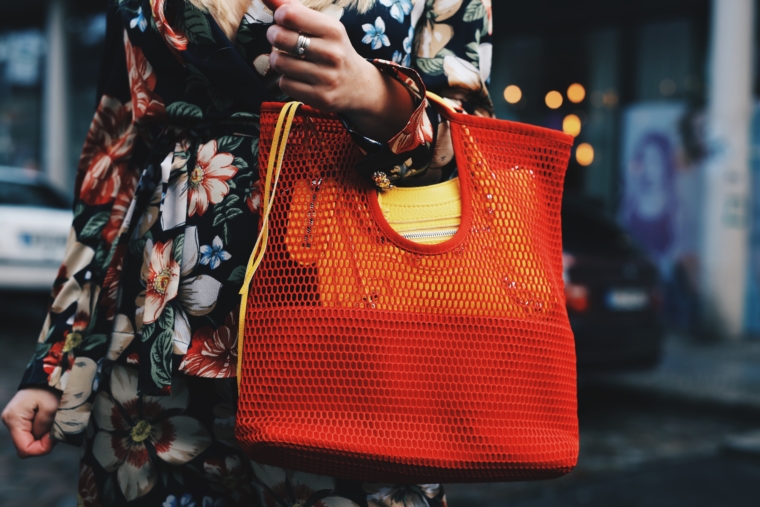 balenciaga yellow bag with net