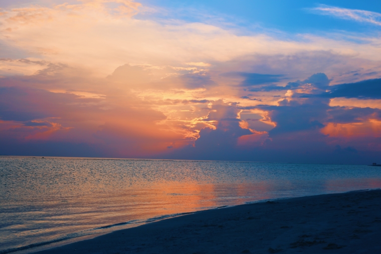 Kuramathi Maldives sunset