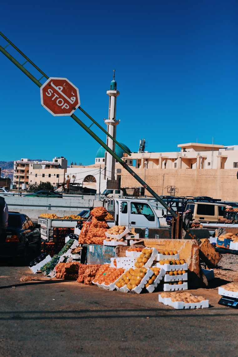 aqaba jordan local market