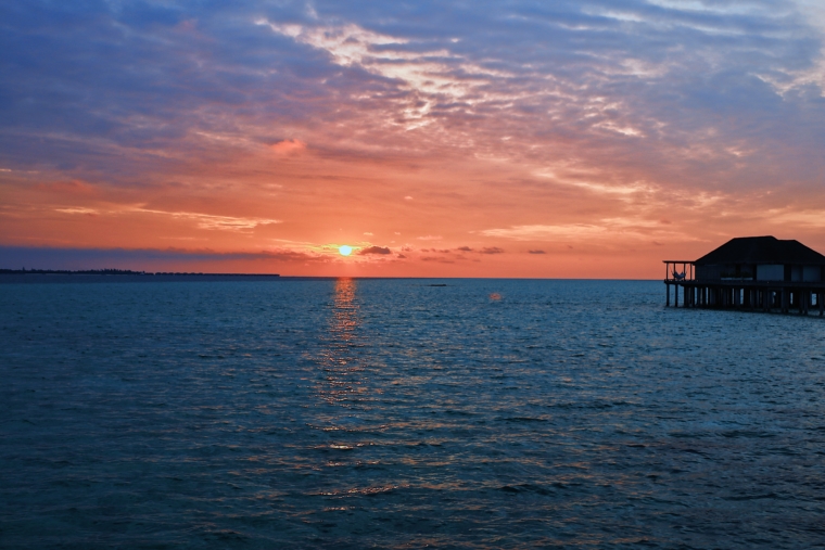 most beautiful sunset velassaru maldives