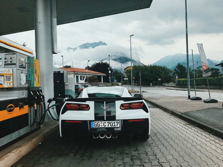 corvette stingray petrol station switzerland italy border mountains view