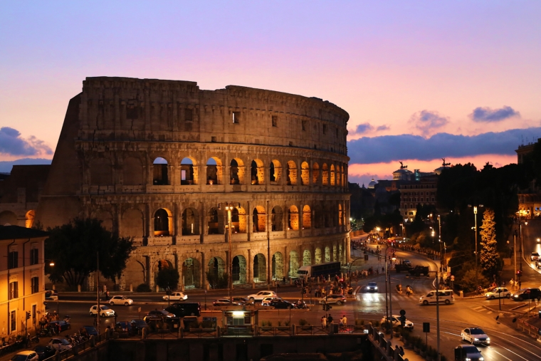 rom kolosseum bei nacht reise tipps insider