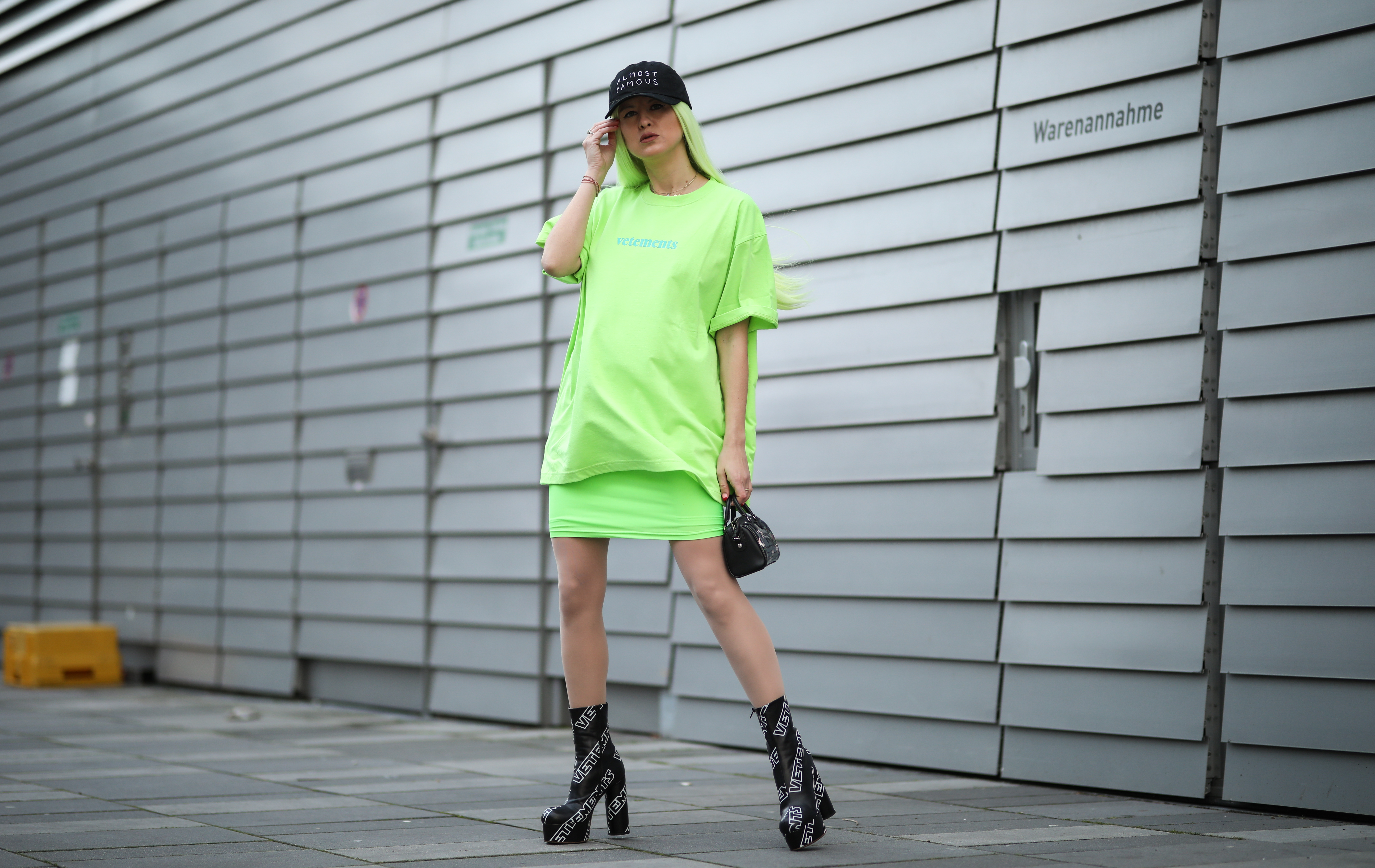 neon green vetements shirt streetstyle star wars high heels boots