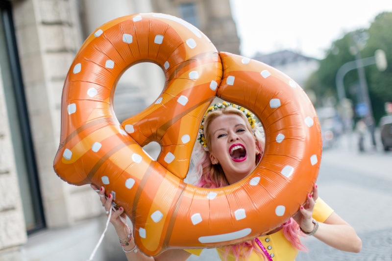 xxl brezel ptezel ballon baloon