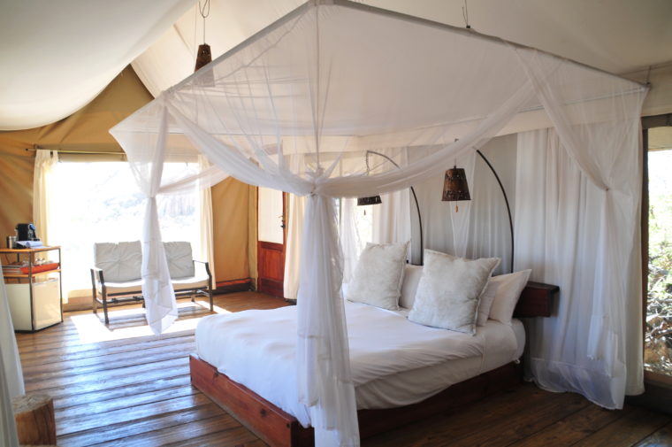 LUXURY HOUSE TENT ERONGO LODGE WILDERNESS