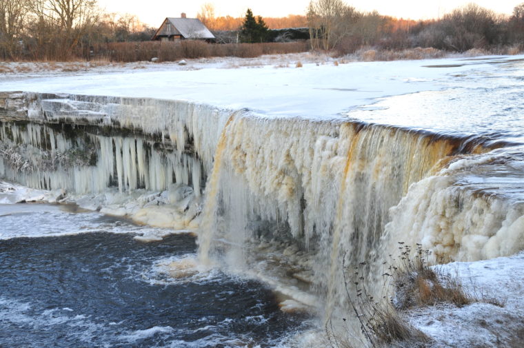 Jägala Waterfall frozen estonia estland gefrorener wasserfall