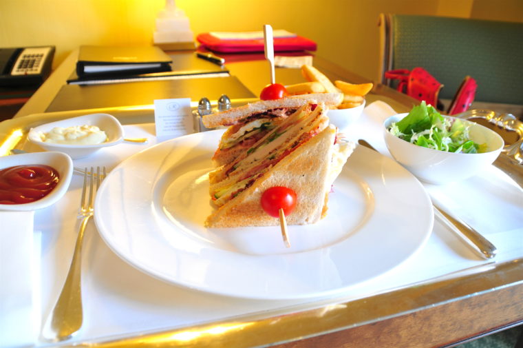 Luxus Room Service