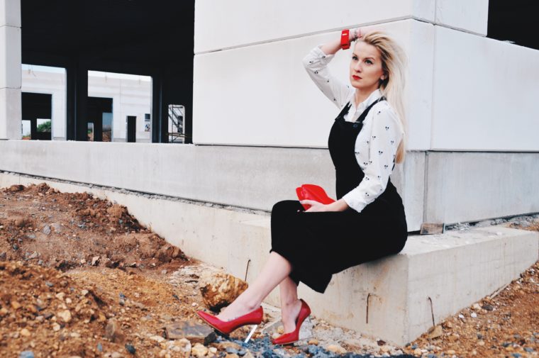 urban outfitters samt latzhose overall schwarz