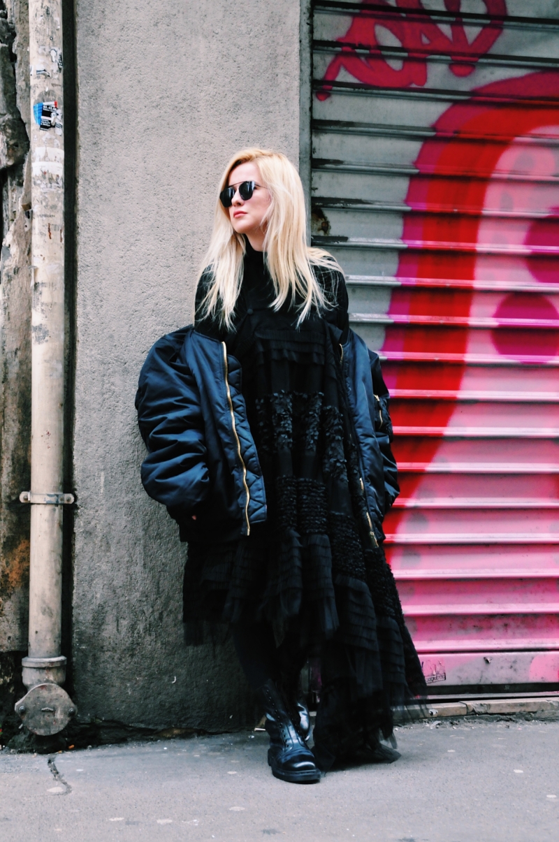 total black look haute couture streetstyle