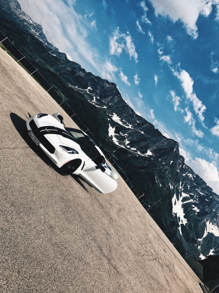 corvette stingray roadtrip test switzerland