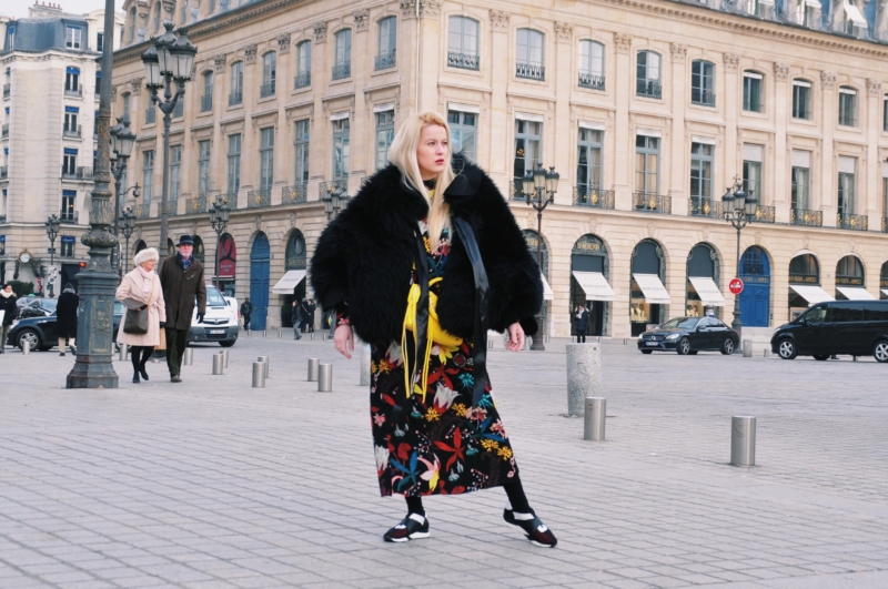 haute couture, fashion week, bowie wong, fur jacket, print dress