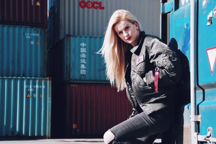 alpha industries must have palina pralina blogwalk mode online shop app
