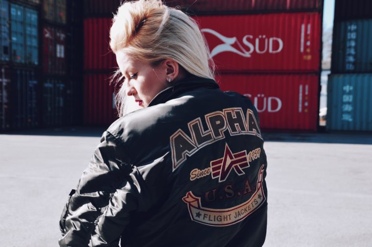 trend must have 2016 bobmer jacke stickerei alpha industries