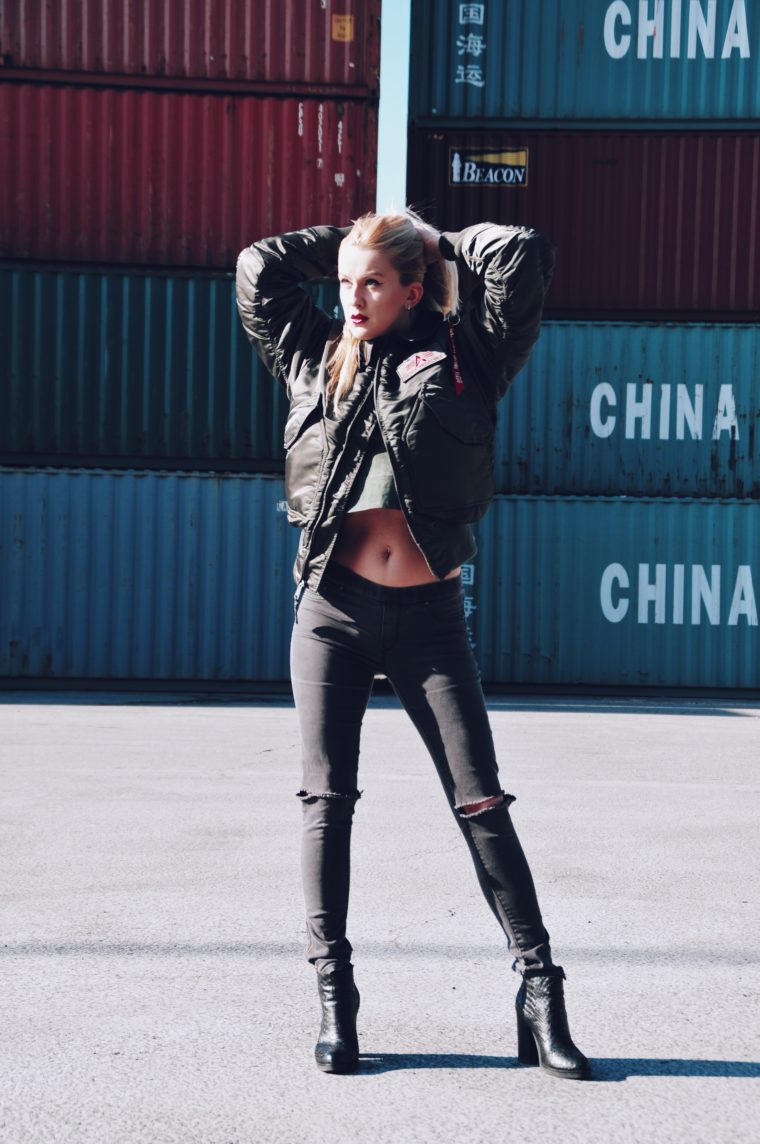 london style outfit look edgy urban streetstyle alpha industries