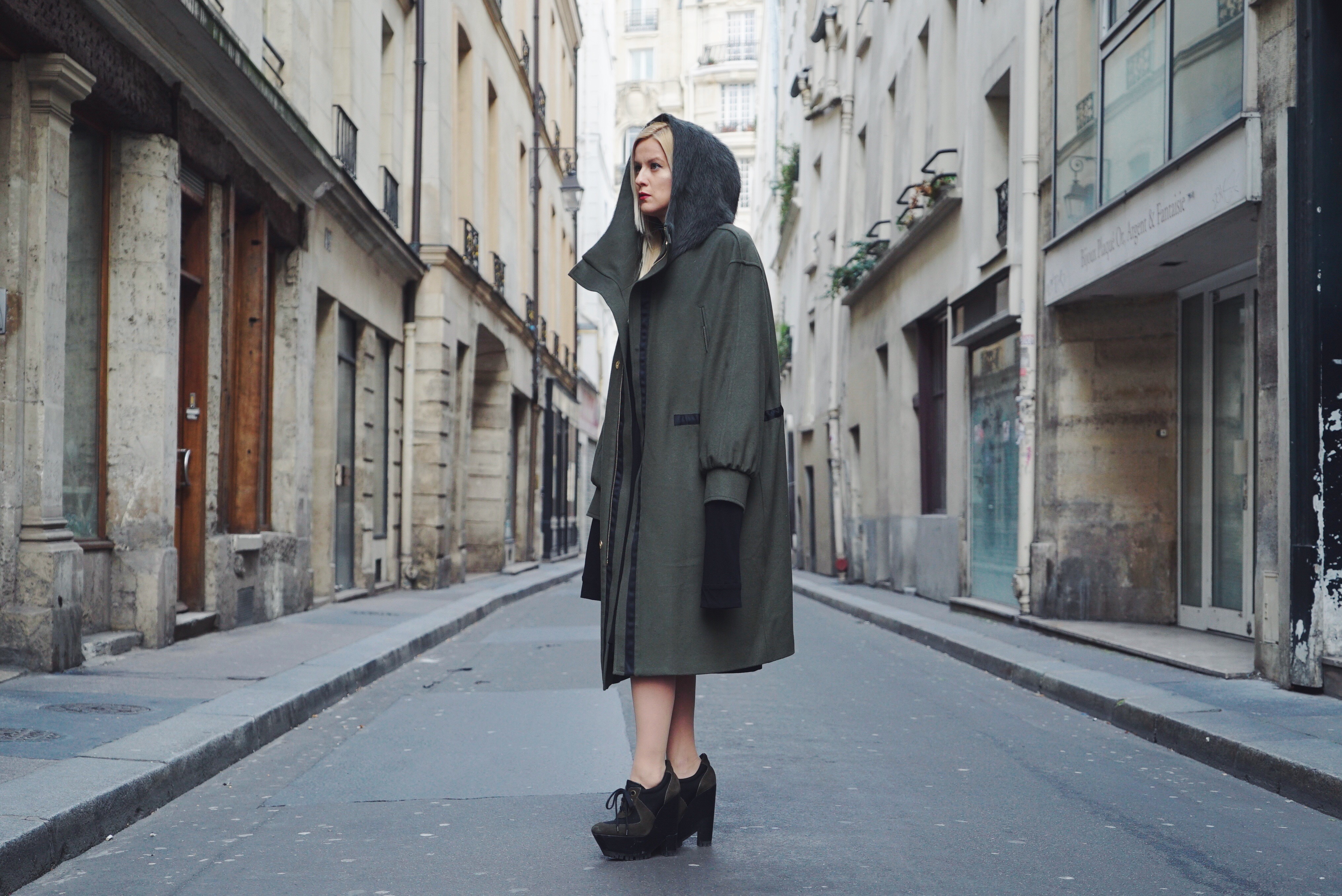 best paris fashion week streetstyle vogue elle glamour
