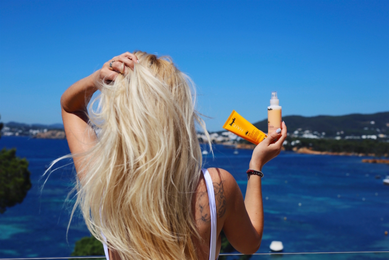 Hair Summer Vacation Beauty Essentials douglas sun