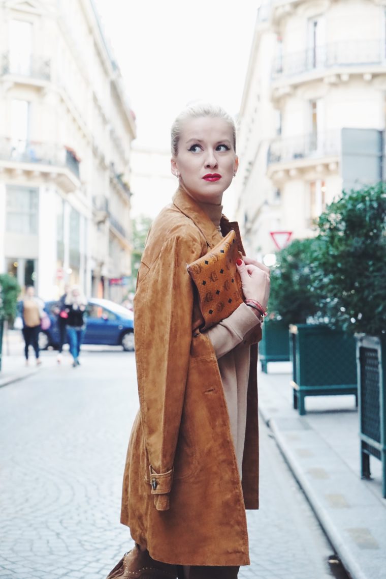 Brauner Wildleder Mantel