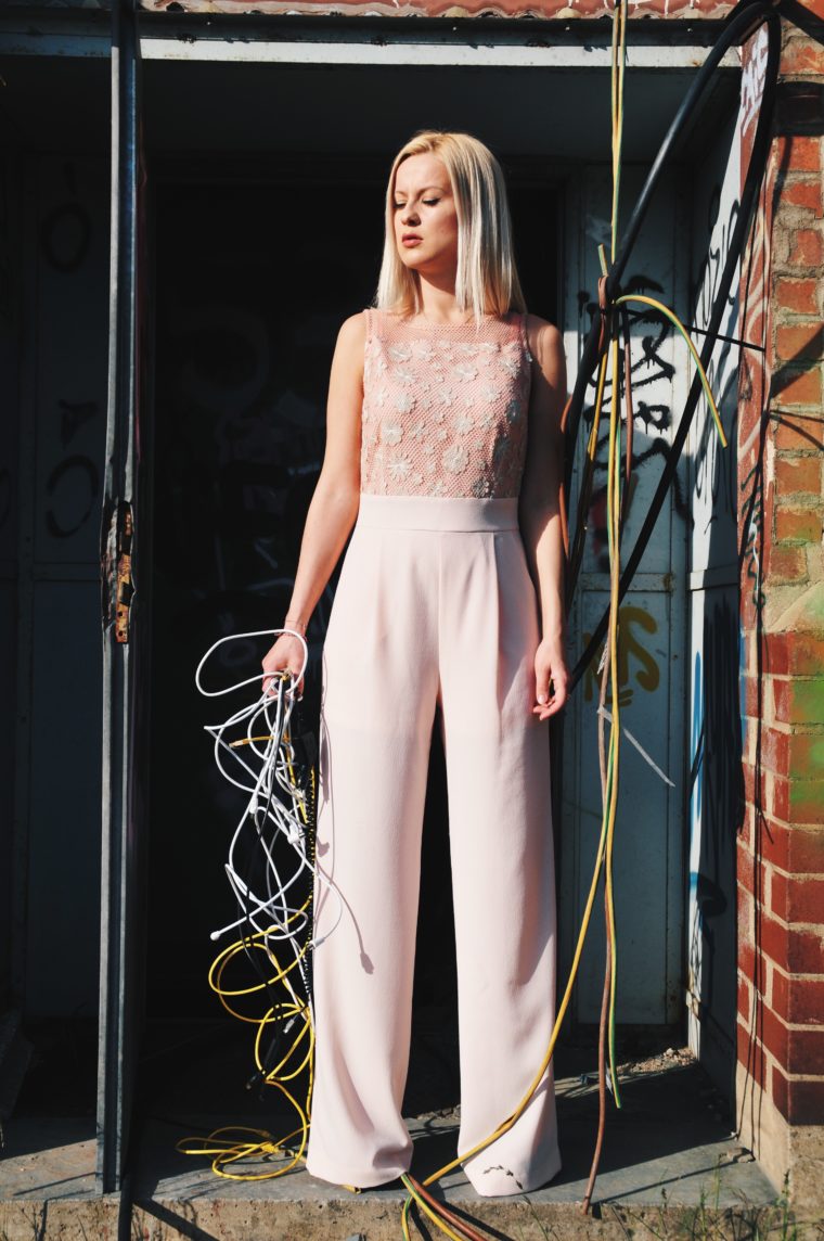 rose overall ana alcazar