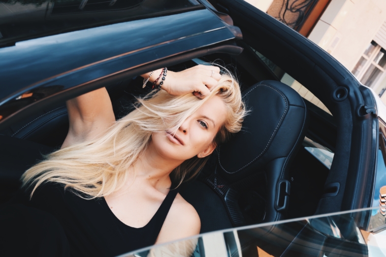 corvette stingray interior