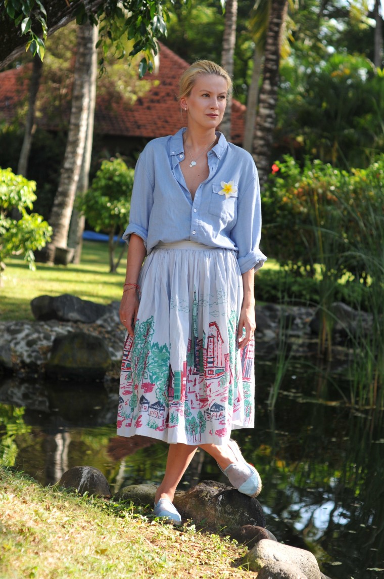 bali strand lässiger outfit