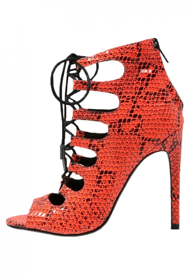 Steve Madden CYTHIAA Schaftsandale coral