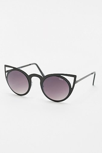 Quay Schwarze Sonnenbrille Invader