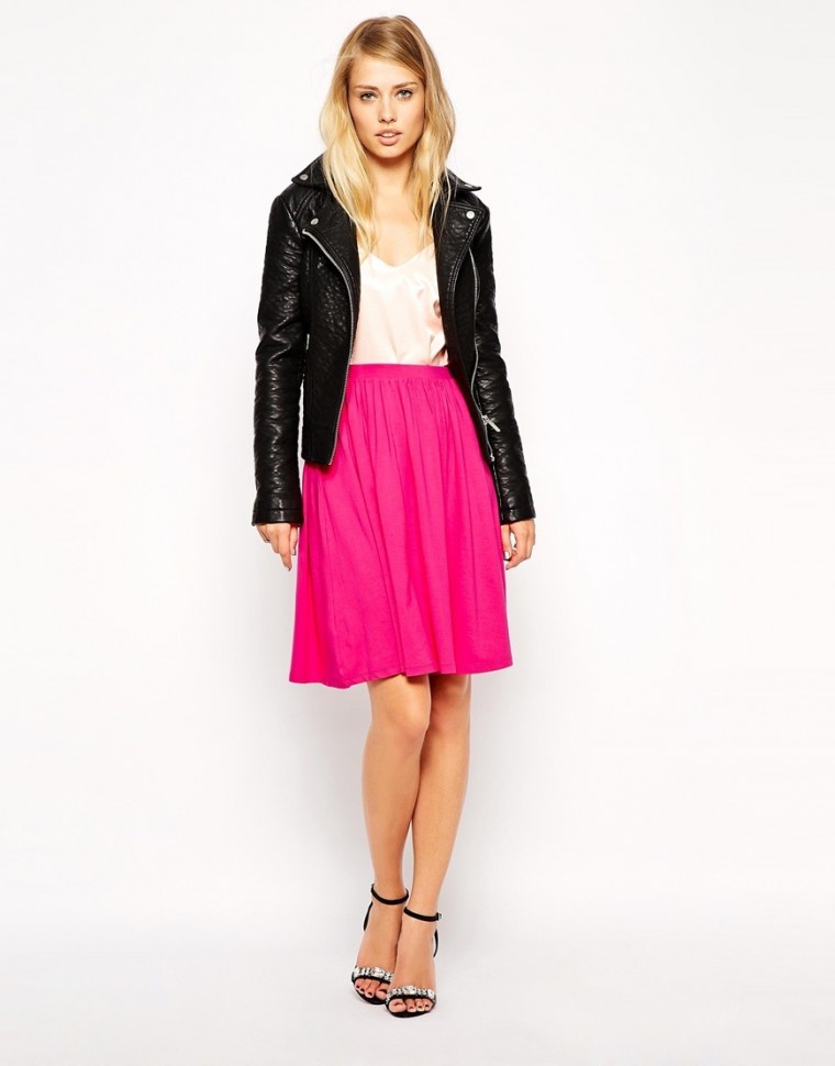 ASOS - Mittellanger Skaterrock - Fuchsia