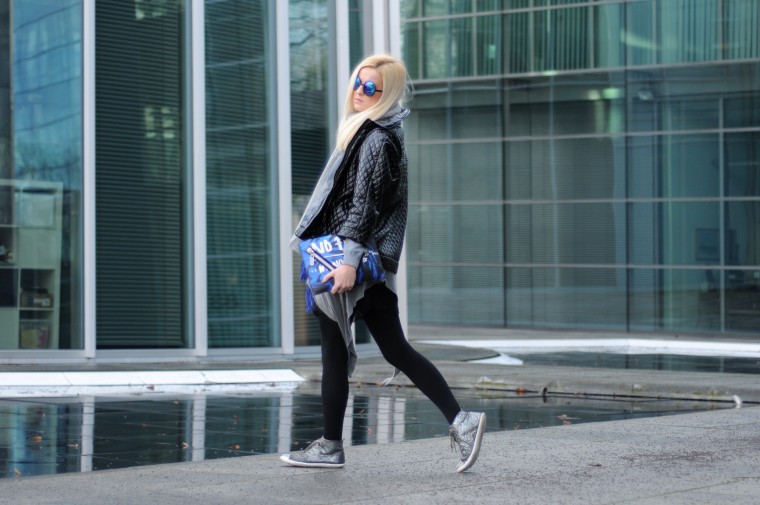 Blue - Grey - Black