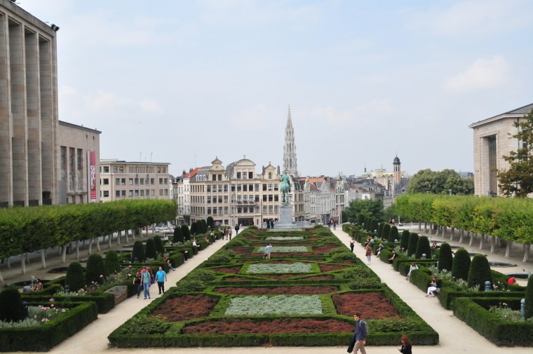 BRUXELLES CALLING