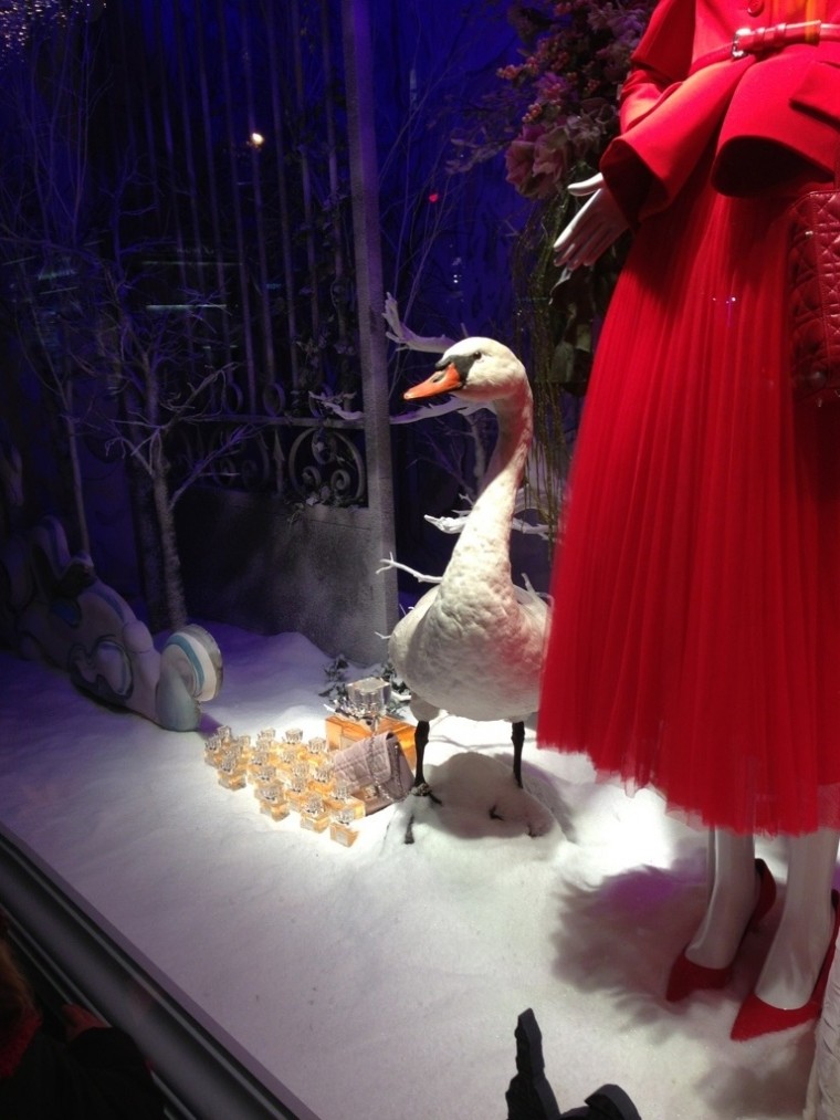 Christmas fairy tail in the Parisian shopping centers