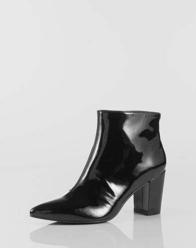 VAGABOND SHOEMAKERS Spitzer Lederbootie in Lackoptik 'Saida' Damen schwarz