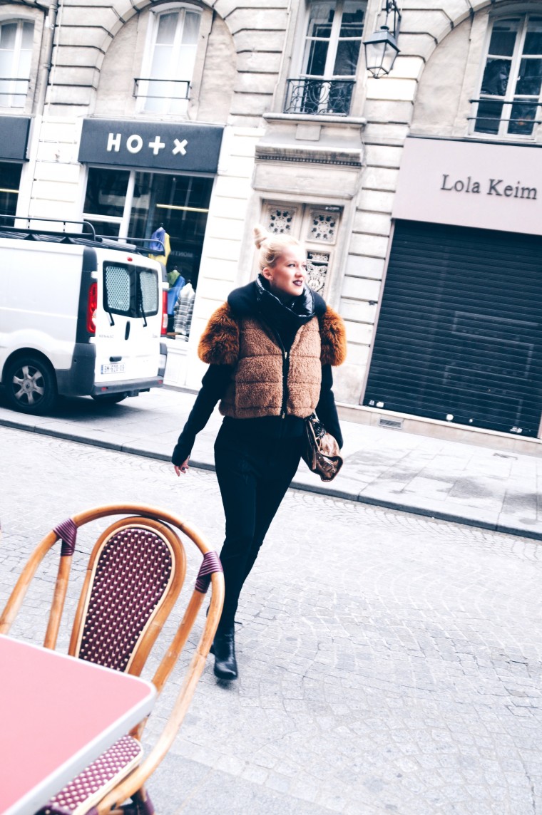 palina pralina blogwalk paris fashion week haute couture 2015 streetstyle fashion blogger german deutsch mode bloggerin köln teddy miu miu vest weste