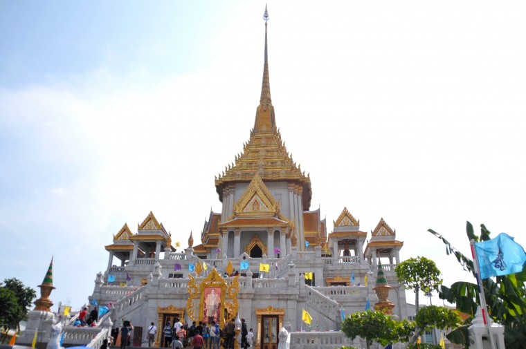 WAT TRAIMIT bangkok