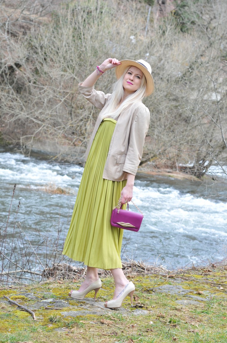 rock the blog cebit 2015 hannover gewinnspiel frei karten blogwalk palina pralina kleid plisse grün frühling hut Diane von Furstenberg tasche freikarten gewinnspiel pink magenta