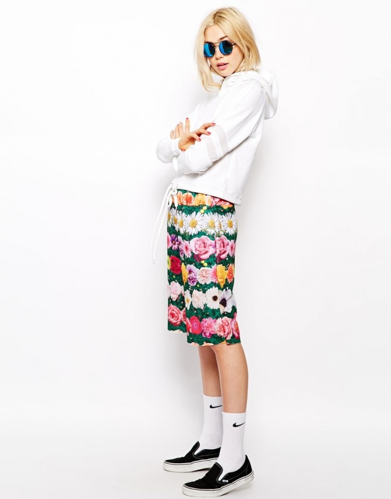 Jaded London Lange Basketball-Shorts mit Gartenblumen-Print - Mehrfarbig