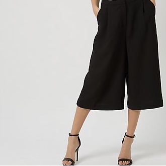 Schwarzer Hosenrock mit Bundfalten culotte schwarz new look