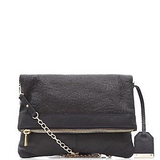 Schwarze Umhängetasche aus Leder mit Umschlagklappe clutch