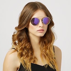 Lilafarbene runde Sonnenbrille mit Steg aus Metall new look