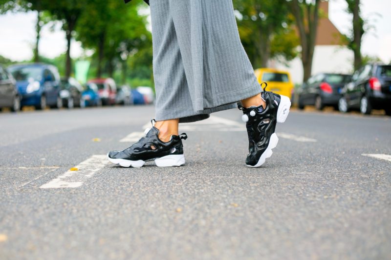 reebok insta pump fury black lack limited edition