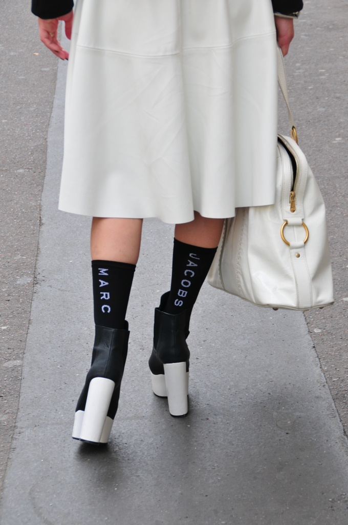 PARIS FASHION WEEK LOOK II