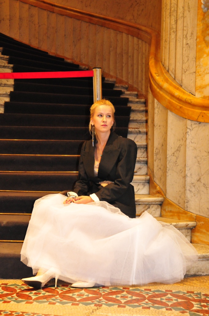 PARIS FASHION WEEK LOOK III