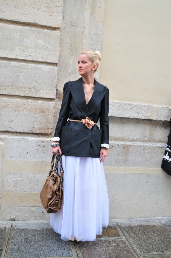 PARIS FASHION WEEK LOOK III