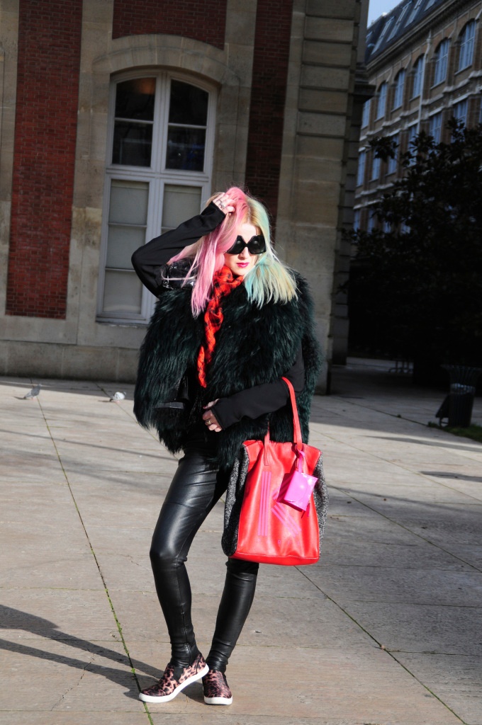 PARIS FASHION WEEK LOOK III