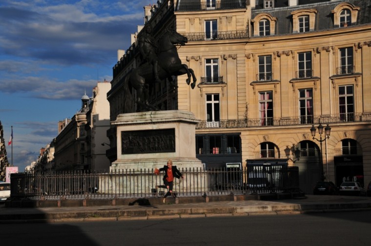 PARIS FASHION WEEK LOOK IV