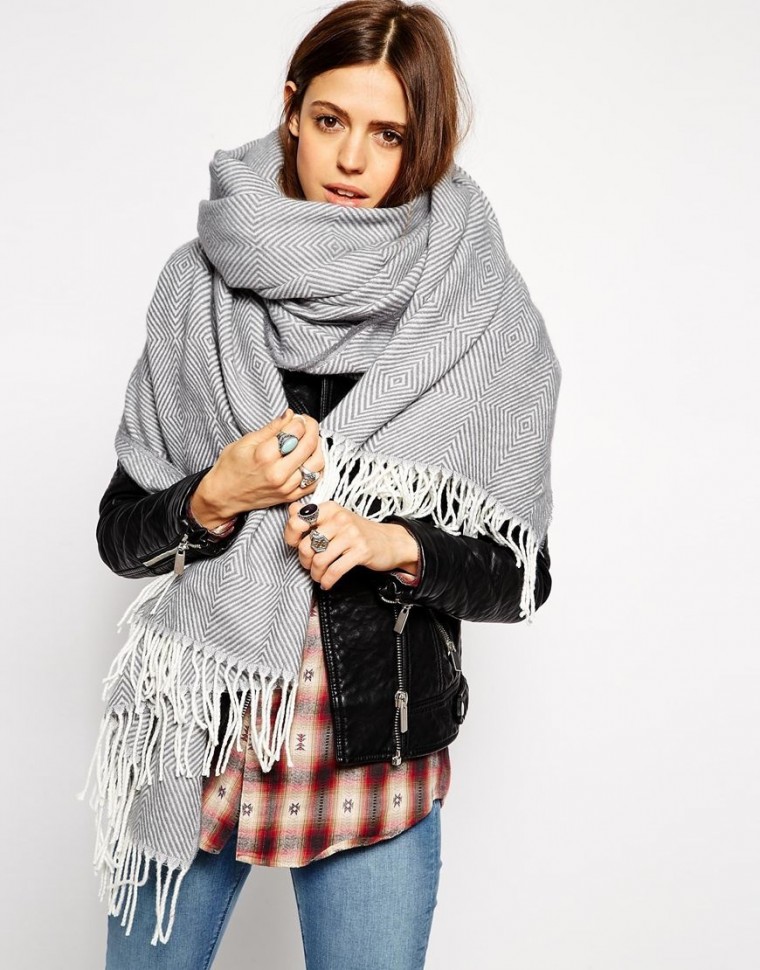 ASOS - Oversize Schal mit Fischgrätenmuster xxl