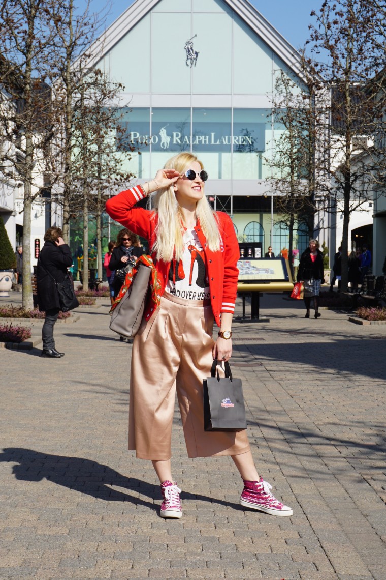 McArthurGlen Designer Outlet Roermond‎ burberry tods zegna prada miu miu palina pralina blogwalk culotte nude hosenrock blogger shopping isabel marant h&m asos college jacket jacke rot